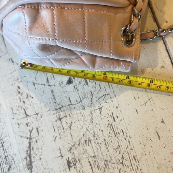 Chanel kiss lock blush pink purse - Picture 11 of 13